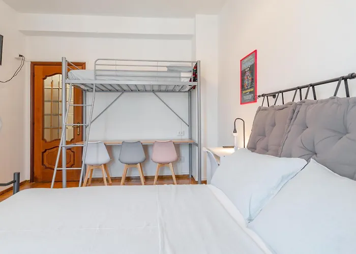 Apartamento La Siesta, X Famiglie E Piccoli Gruppi Turín